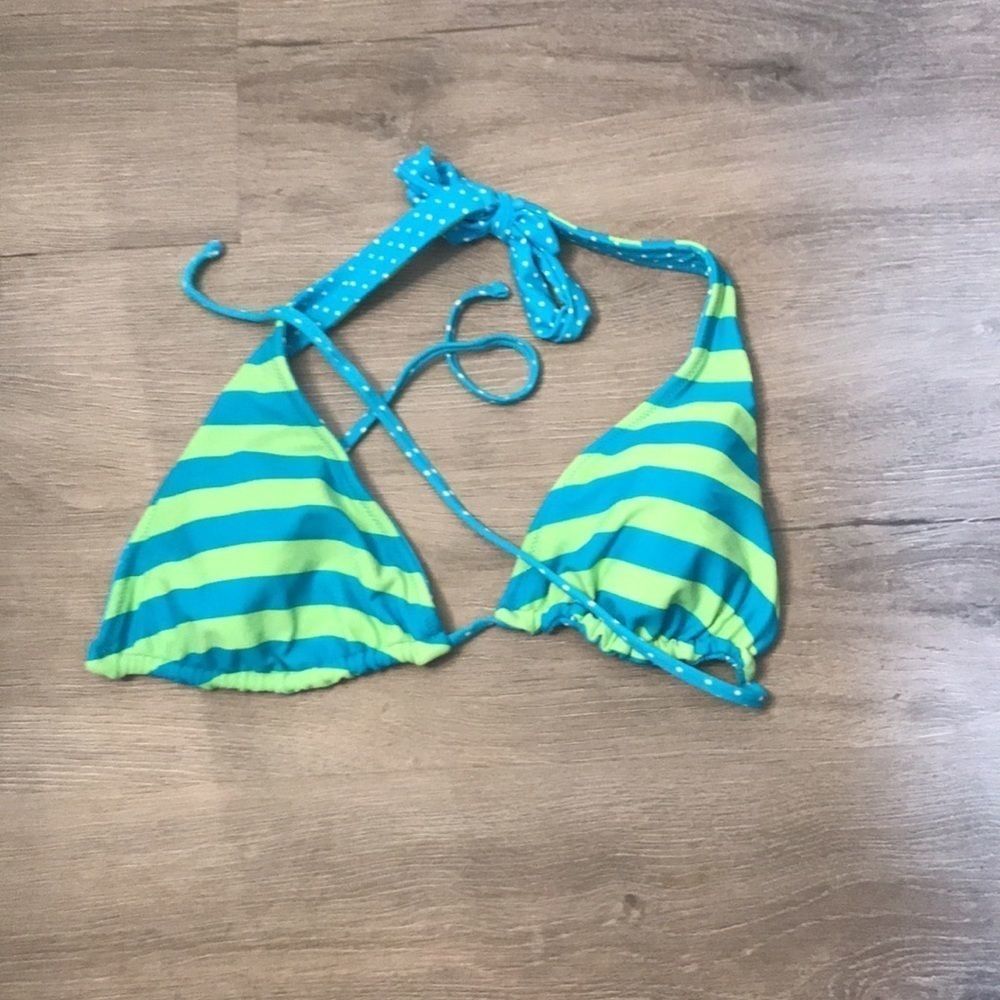 Bikini With Reversible Top - Picture 2 of 5